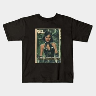 Evil Woman, A vintage comics cover Kids T-Shirt